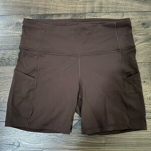 Womens Lululemon Fast and Free 6in Biker Shorts with pockets - Espresso Size 10